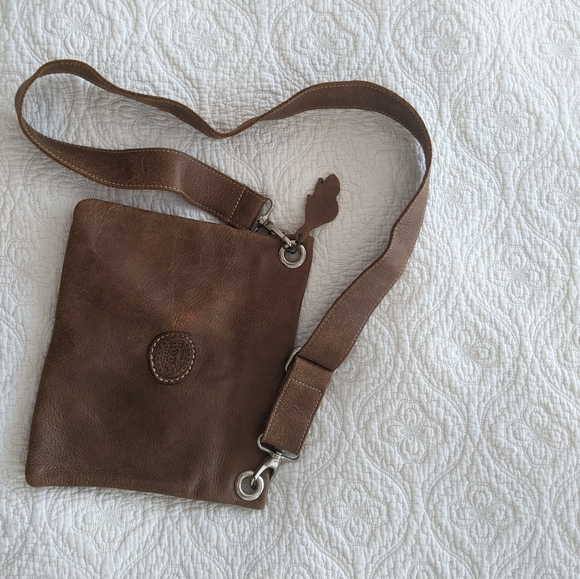 NWOT Roots Village Bag Tribe Canada Collection - Picture 8 of 12